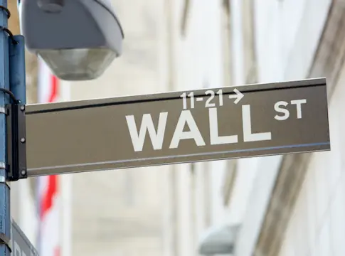 3 Stocks Gaining Investor Interest: Hillcrest Energy Technologies (HLRTF), Liveperson (LPSN), Ideal Power (IPWR)